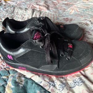 Classic Black and Pink Etnies